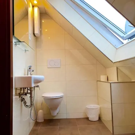 3 Zimmerwohnung Im Herzen Der Altstadt Bonn